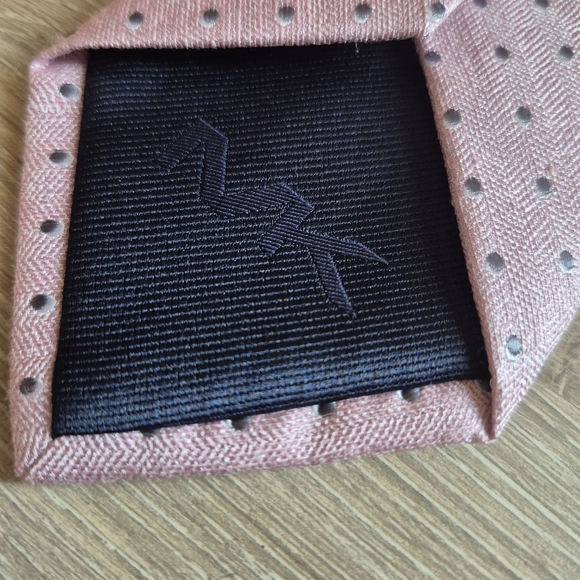 Michael Kors Light Pink and Gray Polka Dot Tie - Picture 3 of 4